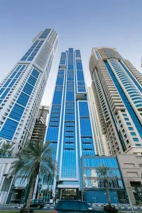 bnbme - 2B-Marinaarcade-507