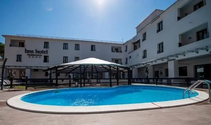 BNS Hotel Francisco - Havuz