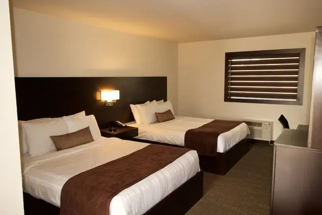 Boarders Inn & Suites by Cobblestone Hotels - Syracuse - Oda