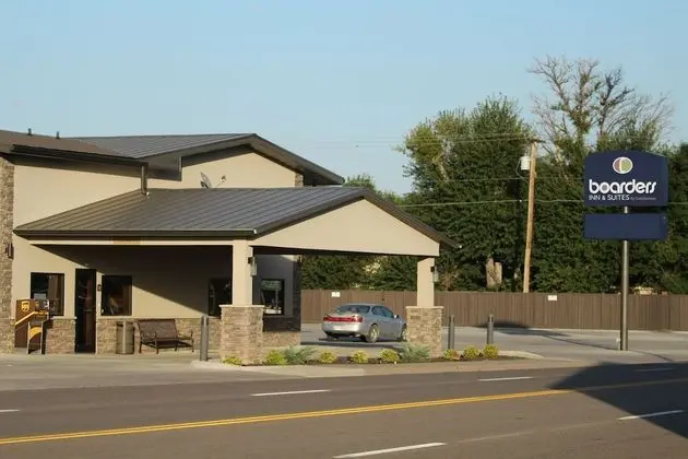 Boarders Inn & Suites by Cobblestone Hotels - Syracuse - 1