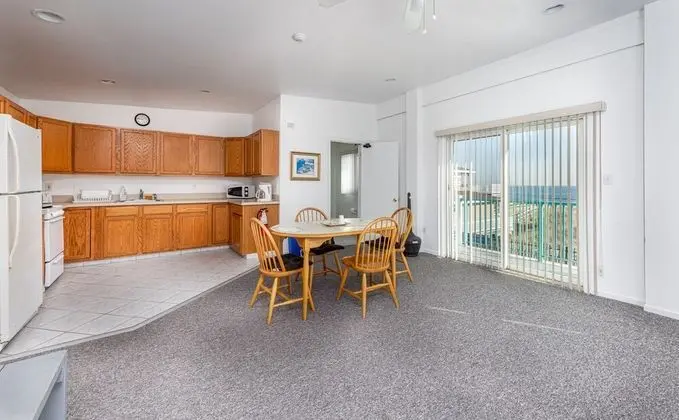 Boardwalk Sand & Surf Inn Oceanfront - Oda Düzeni