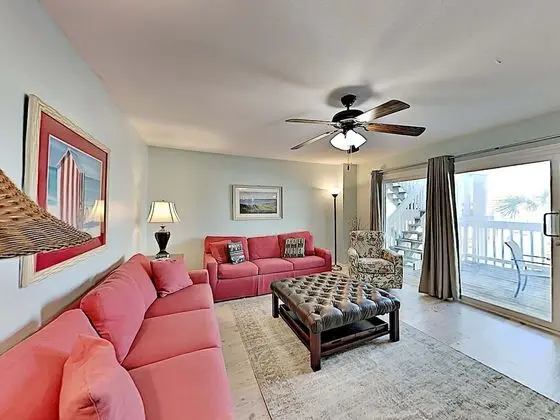 Boardwalk Townhomes #17a - Öne Çıkan Resim