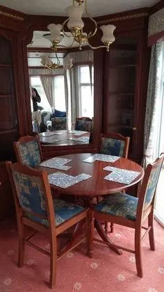 The Boat House Chalet, Boat of Garten, Near Aviemore, Sleeps 6 - Oda Düzeni