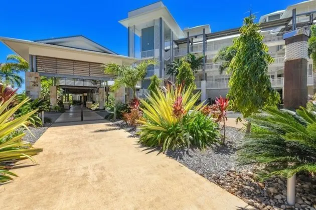 The Boathouse Apartments - Lobi