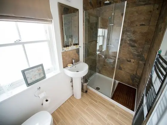 The Boathouse - Banyo Tipleri