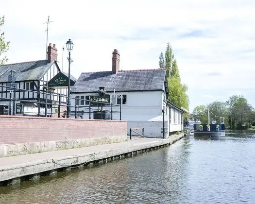 The Boathouse & Riverside Rooms