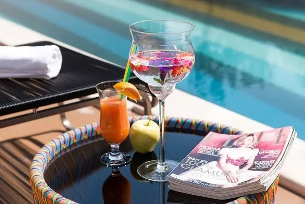 Boban Luxury Suites - Havuz