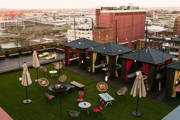 Bobby Hotel