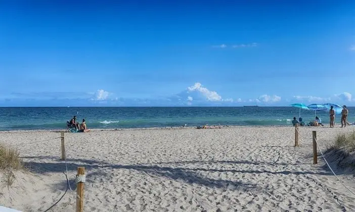 Boca Chica Frank`s Key West Experience - Plaj
