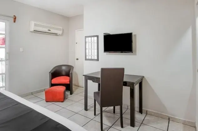 Boca Inn Hotel & Suites - Lobi