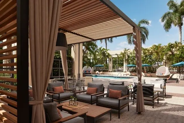 Boca Raton Marriott at Boca Center - Havuz