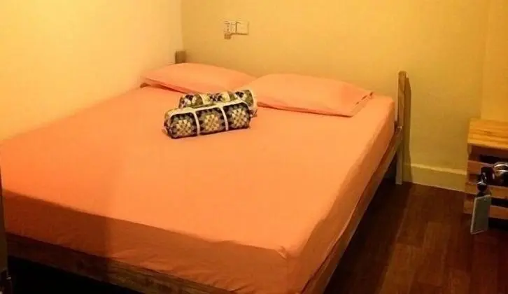 THE BODHI LODGE
