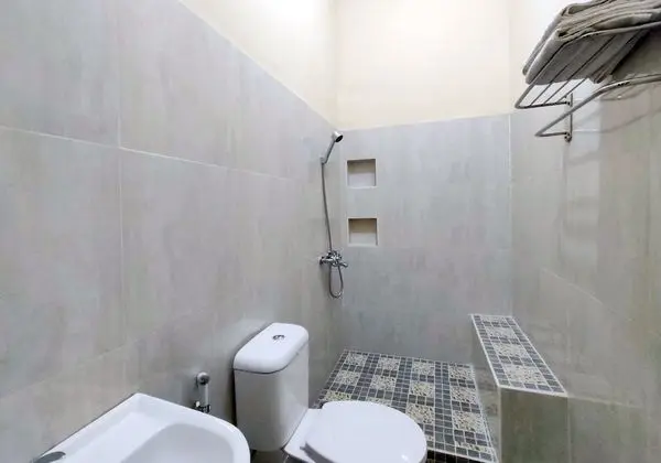 Bogor - Beautiful Room for 2 With Ac - Banyo Özellikleri