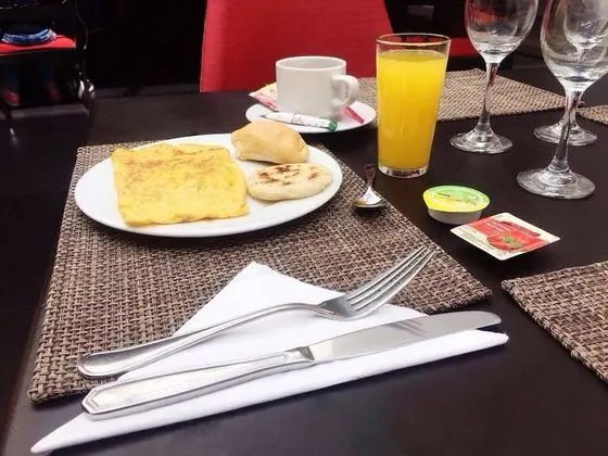 Hotel Bogotá Virrey - Yerinde Yemek