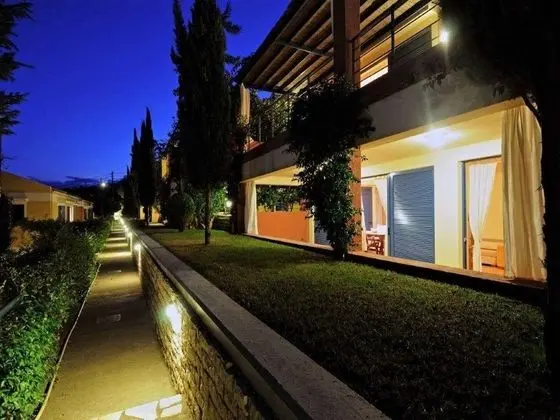 Bohemia Beach House: Comfortable Villa on the Beautiful North-east Coast! - Dış Mekan