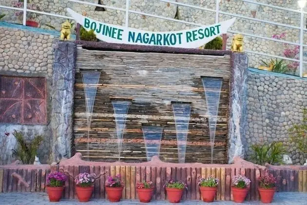 Bojinee Nagarkot Resort - Dış Mekan