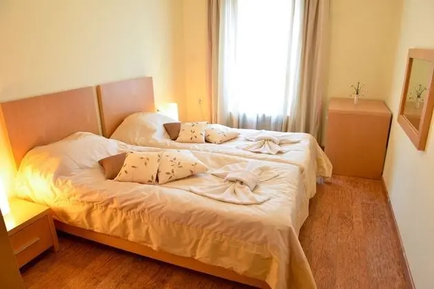 Bojur & Bojurland Apartment Complex - Oda