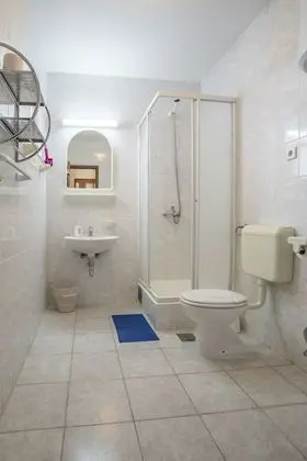 Bol apartments Gospojica - Banyo Tipleri