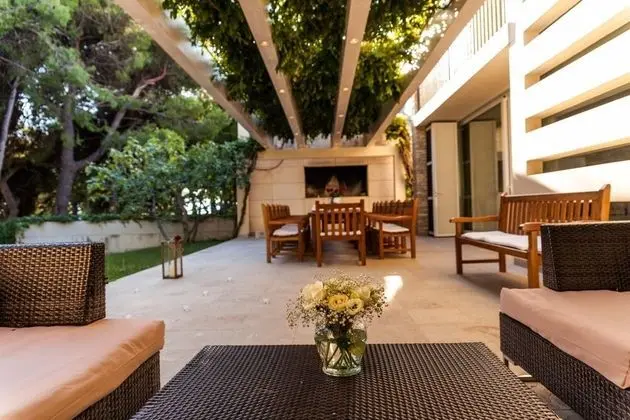 Villa Bol Exclusive in Bol - Oda