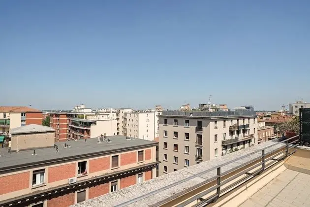 Bologna Railway Station Apartment