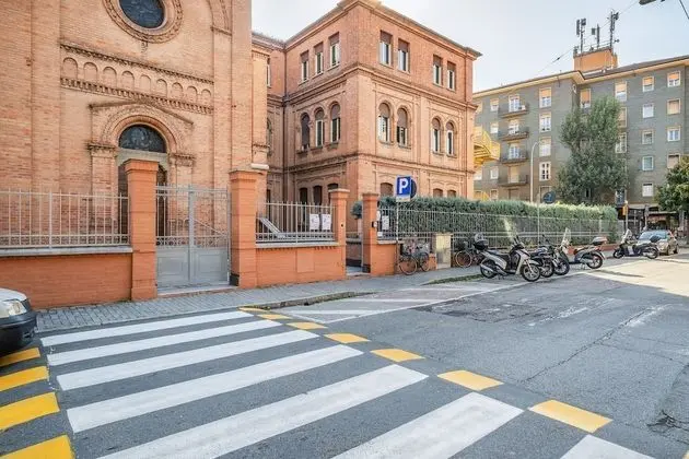 Bologna Saffi Apartment con garage