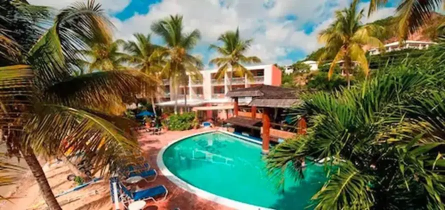 Bolongo Bay Beach Resort - Havuz