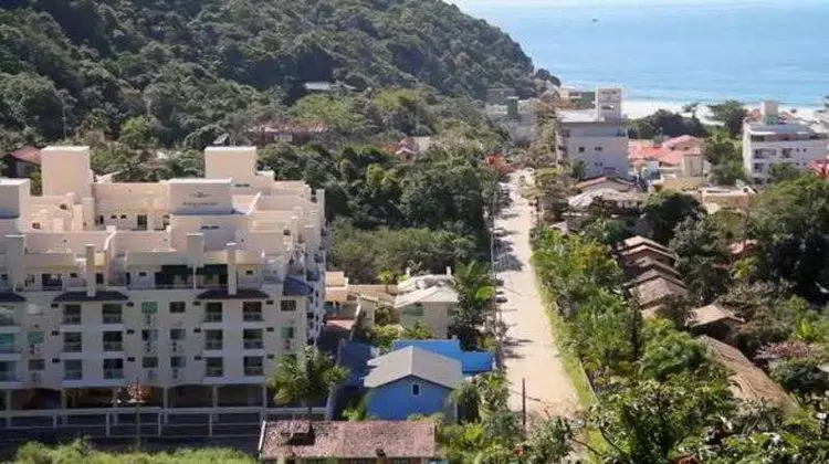 Bombinhas Summer Beach Hotel & Spa