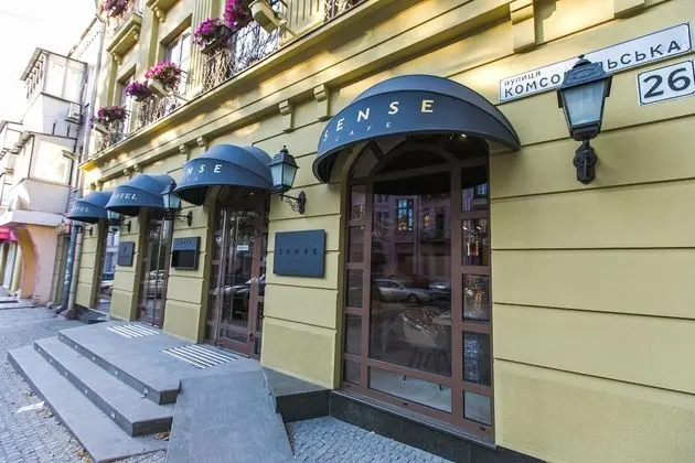 Bon Hotel