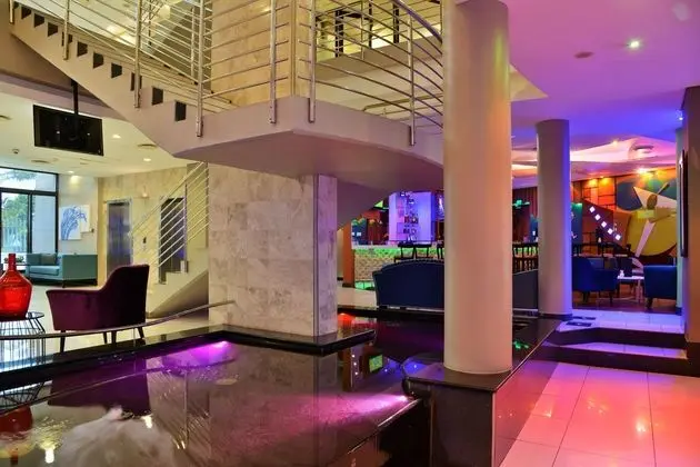 BON Hotel Richards Bay - Dış Mekan