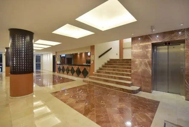 Hotel Bonampak - Lobi