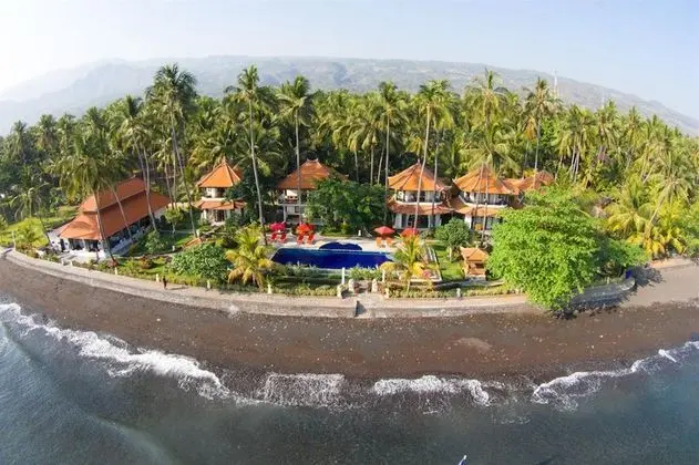 Bondalem Beach Club