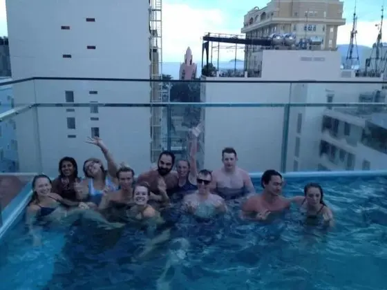 Bondi Backpackers Nha Trang - Hostel - Havuz