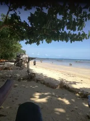 Bonhomie Beach Cottages