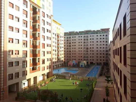 Bonito Apartamento Familiar en Sevilla - Havuz