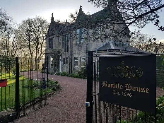 Bonkle House