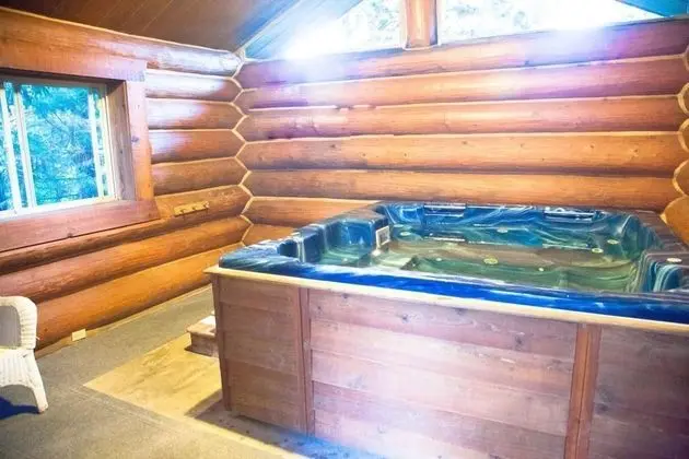 Bonners Ferry Log Inn - Havuz