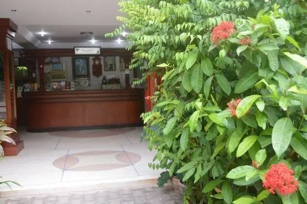 Bonny Hotel - Lobi