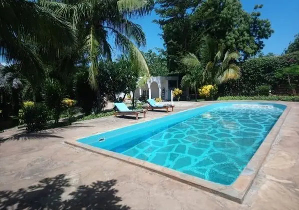 Bonora Villa Malindi - Havuz