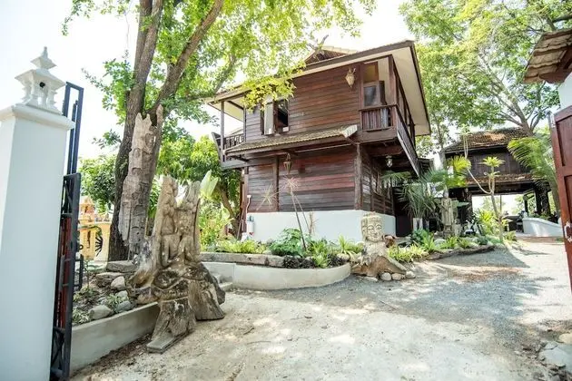 Boon Home Stay Arts and Crafts - Lobi