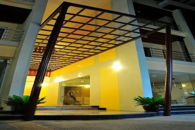 Boonjumnong Modern Apartment - Dış Mekan