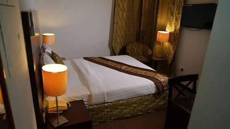 BOONMAX HOTEL L.L.C - Oda