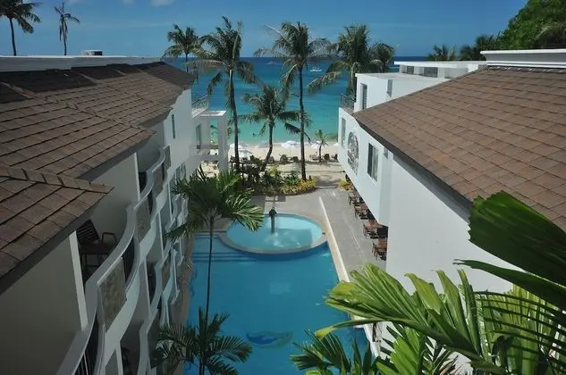 Boracay Ocean Club - Plaj