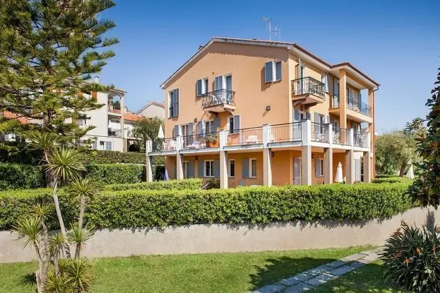 Borgo Della Rovere E6/8