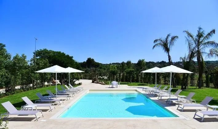 Borgo Fiorito Relais - Havuz