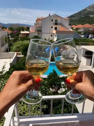 Boris - With Pool - A2