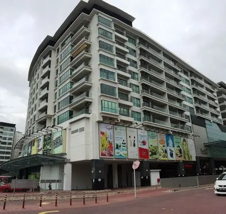 BORNEO COASTAL RESIDENCE IMAGO MALL