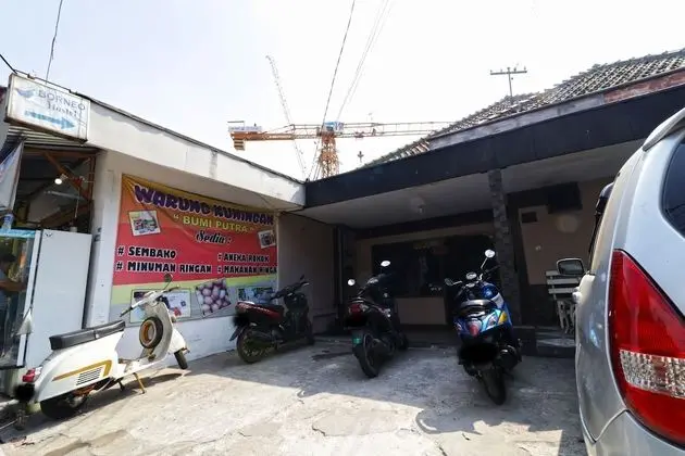 Borneo Hostel