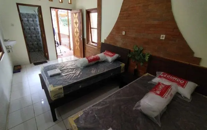 Borobudur Kampung Homestay - Ismudi - Oda