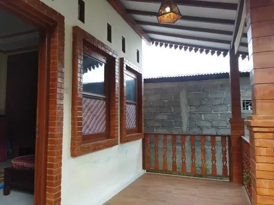 Borobudur Kampung Homestay - Suhadi