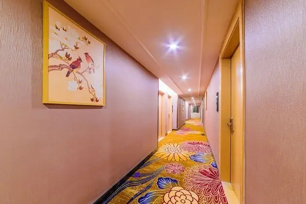 Borrman Hotel Guangzhou Airport - İç Mekan